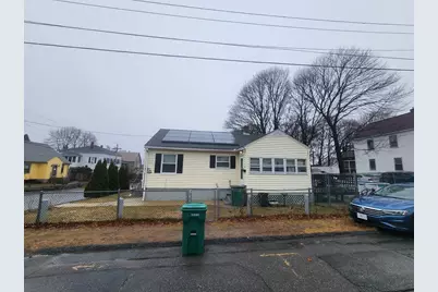 44 Cane St, Fitchburg, MA 01420 - Photo 4