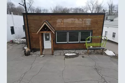 334 High St, Greenfield, MA 01301 - Photo 2