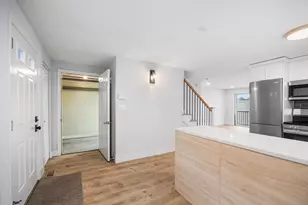 28 Margin St, Lynn, MA 01905 - Photo 4