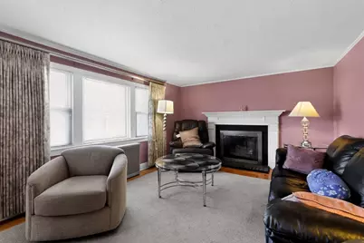 74 Granville St, Holyoke, MA 01040 - Photo 10