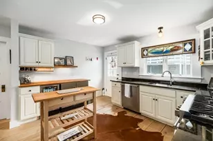 3 Vine Ave, Rockport, MA 01966 - Photo 10