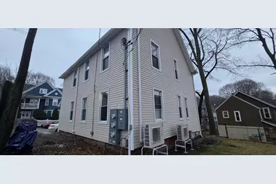 51 Uxbridge St, Worcester, MA 01605 - Photo 2