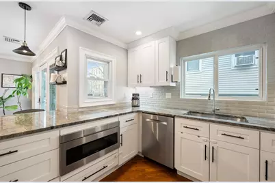 333 W 4th St #333, Boston, MA 02127 - Photo 4