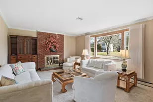 64 Brookwood Dr, Longmeadow, MA 01106 - Photo 6