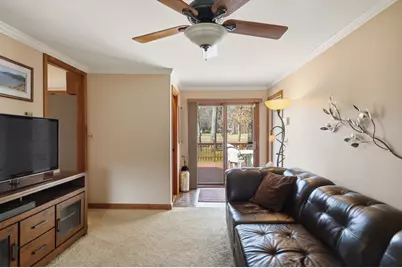 64 Brookwood Dr, Longmeadow, MA 01106 - Photo 20