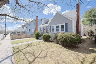 95 Rutland St, Watertown, MA 02472 - Photo 2