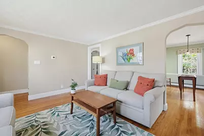 95 Rutland St, Watertown, MA 02472 - Photo 8