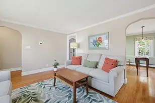 95 Rutland St, Watertown, MA 02472 - Photo 8