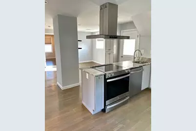 252 Eastern Ave #3, Lynn, MA 01902 - Photo 2