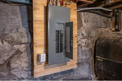 32 Burnap Street, Fitchburg, MA 01420 - Photo 38