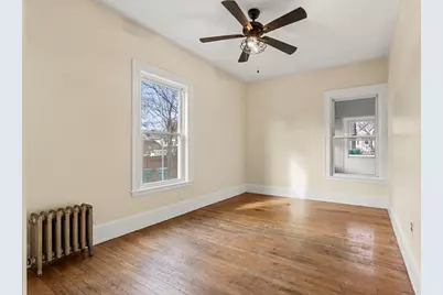 76 Myrtle St, Lynn, MA 01905 - Photo 4