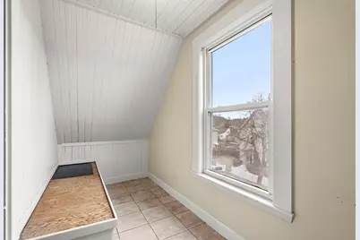 76 Myrtle St, Lynn, MA 01905 - Photo 18