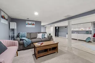 77 Dell Ave, Melrose, MA 02176 - Photo 20