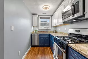 77 Dell Ave, Melrose, MA 02176 - Photo 4