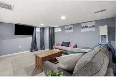77 Dell Avenue, Melrose, MA 02176 - Photo 22