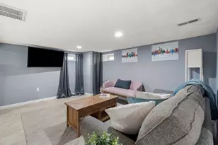 77 Dell Ave, Melrose, MA 02176 - Photo 22