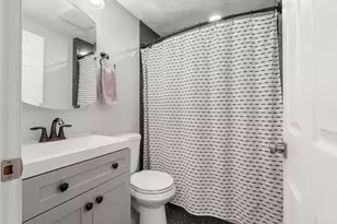 77 Dell Ave, Melrose, MA 02176 - Photo 14