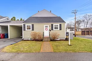 77 Dell Ave, Melrose, MA 02176 - Photo 2