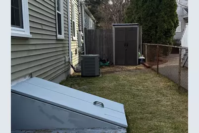 77 Dell Avenue, Melrose, MA 02176 - Photo 14