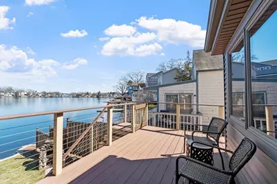 469 Lake Ave, Worcester, MA 01604 - Photo 2