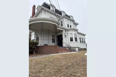 229 Jackson St, Lawrence, MA 01841 - Photo 4