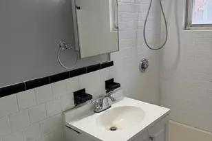 229 Jackson St, Lawrence, MA 01841 - Photo 14