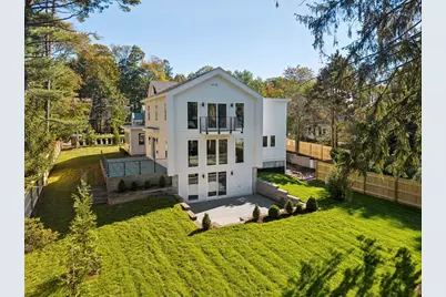 873 Chestnut Street, Newton, MA 02468 - Photo 2