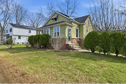 19 Orpheum Ave, East Longmeadow, MA 01028 - Photo 2