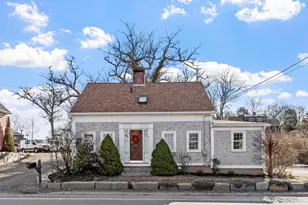 39 Eastern Ave, Essex, MA 01929 - Photo 1