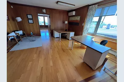 324 Broadway #2, Somerville, MA 02145 - Photo 2
