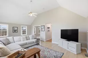 24 Dow St, Pepperell, MA 01463 - Photo 10