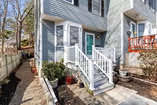 8-10 Menlo Terrace, Lynn, MA 01905 - Photo 4