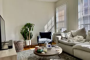 81 W Cedar St, Boston, MA 02114 - Photo 1