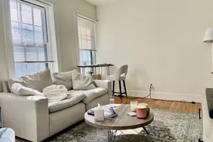 81 W Cedar St, Boston, MA 02114 - Photo 2