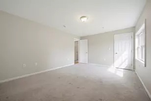 100 Lawrence St, Haverhill, MA 01830 - Photo 20