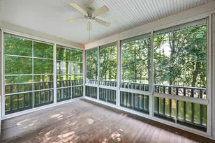 300 Pinehurst Dr, East Longmeadow, MA 01028 - Photo 16