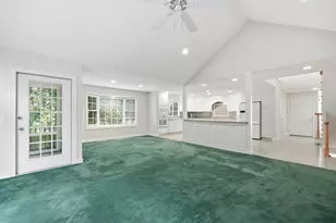 300 Pinehurst Dr, East Longmeadow, MA 01028 - Photo 10