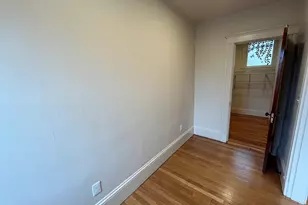 1542 Commonwealth Ave, Boston, MA 02135 - Photo 8