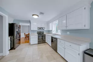 534 Boston St, North Andover, MA 01845 - Photo 8