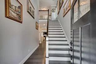 29 Southfield Ln, Sherborn, MA 01770 - Photo 2