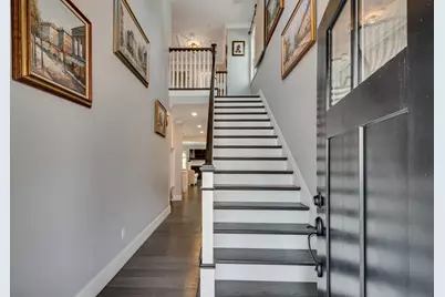 29 Southfield Ln #29, Sherborn, MA 01770 - Photo 2