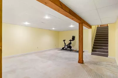 37 Stuart Rd, Rochester, MA 02770 - Photo 18