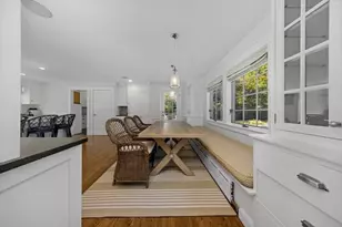 25 Irving St, Hingham, MA 02043 - Photo 10