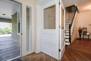 37 Walnut Pl, Newton, MA 02460 - Photo 2