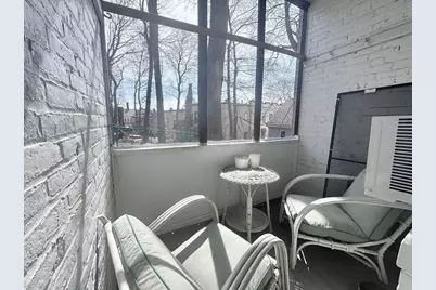313 Tappan St #2, Brookline, MA 02445 - Photo 12