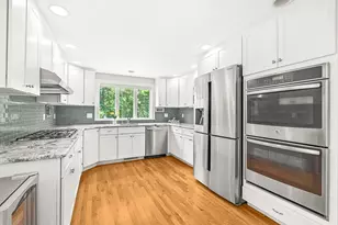 415 Lowell St, Lynnfield, MA 01940 - Photo 16