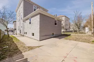 194 Albion St, Fall River, MA 02723 - Photo 6