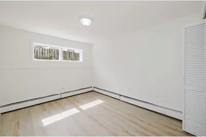 194 Albion St, Fall River, MA 02723 - Photo 12