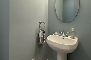 38 Hepatica Dr, North Andover, MA 01845 - Photo 12