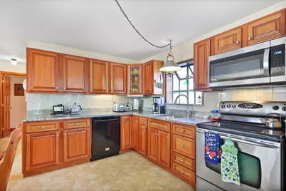 71 North Lowell St, Methuen, MA 01844 - Photo 4